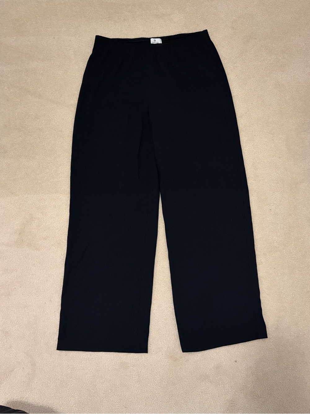 Aritzia Babaton Crepette Pants